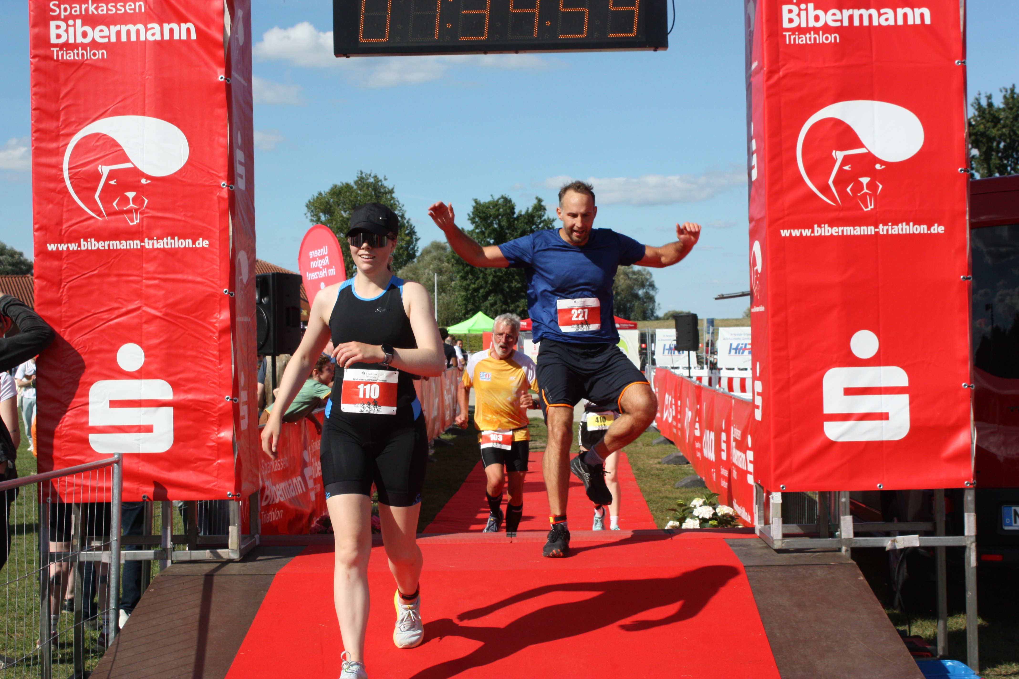 Foto 103, 110, 227, 410